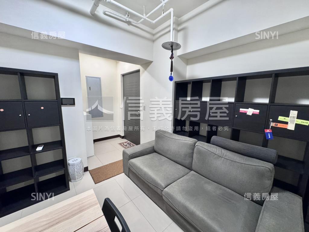 海洋都心２兩房平面車位房屋室內格局與周邊環境