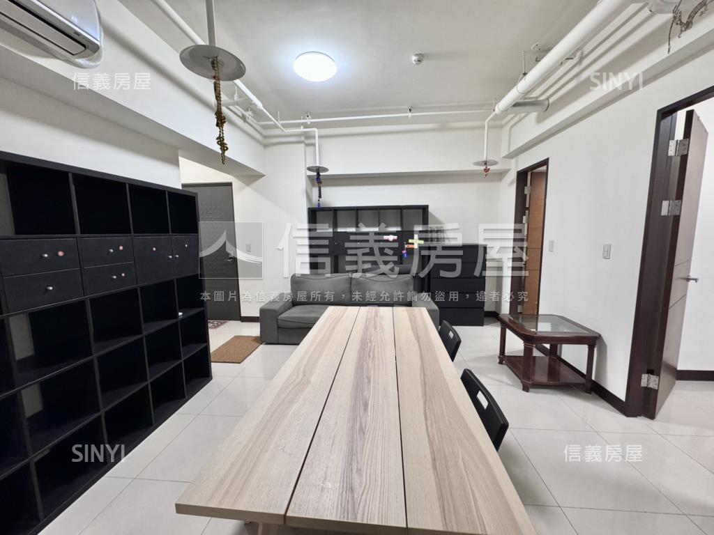 海洋都心２兩房平面車位房屋室內格局與周邊環境