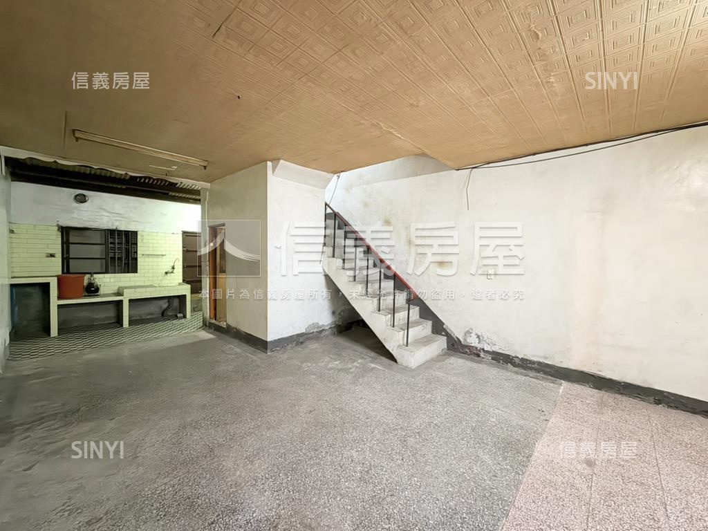 大湳★懷舊低總價透天房屋室內格局與周邊環境