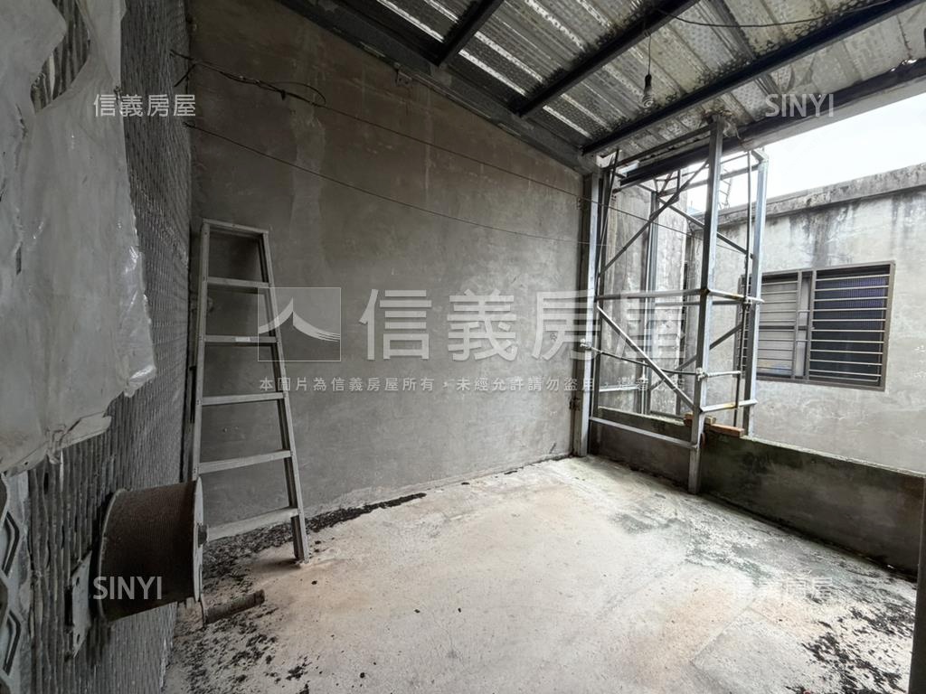 大湳★懷舊低總價透天房屋室內格局與周邊環境