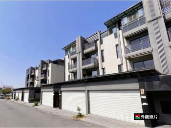 近餐旅學校大地坪店墅