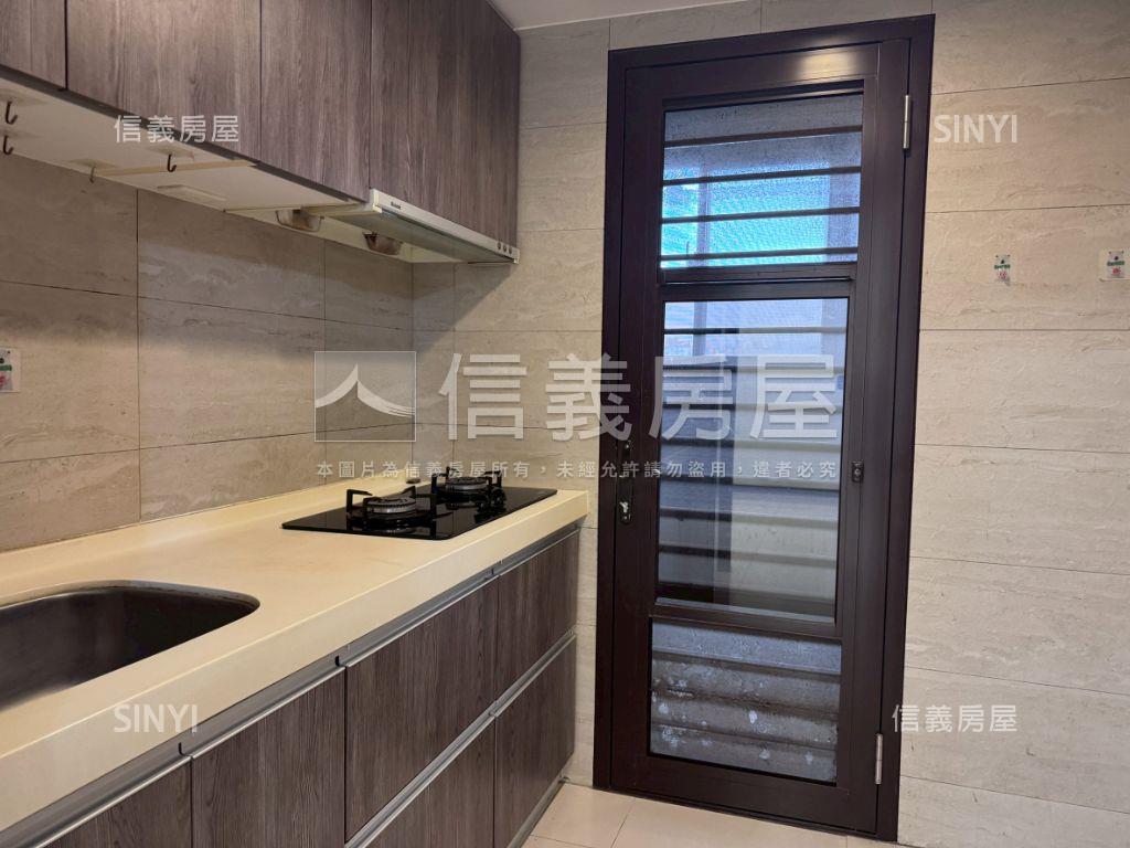 美麗境稀有兩房前後陽台讚房屋室內格局與周邊環境