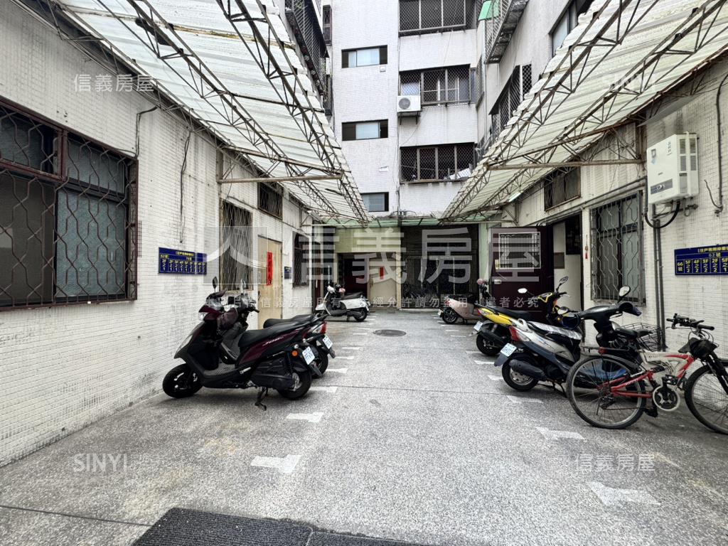 近Ｇ６捷運４房大空間房屋室內格局與周邊環境