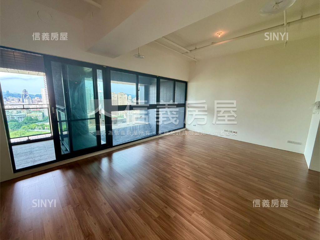 鳳翔高樓大三房房屋室內格局與周邊環境