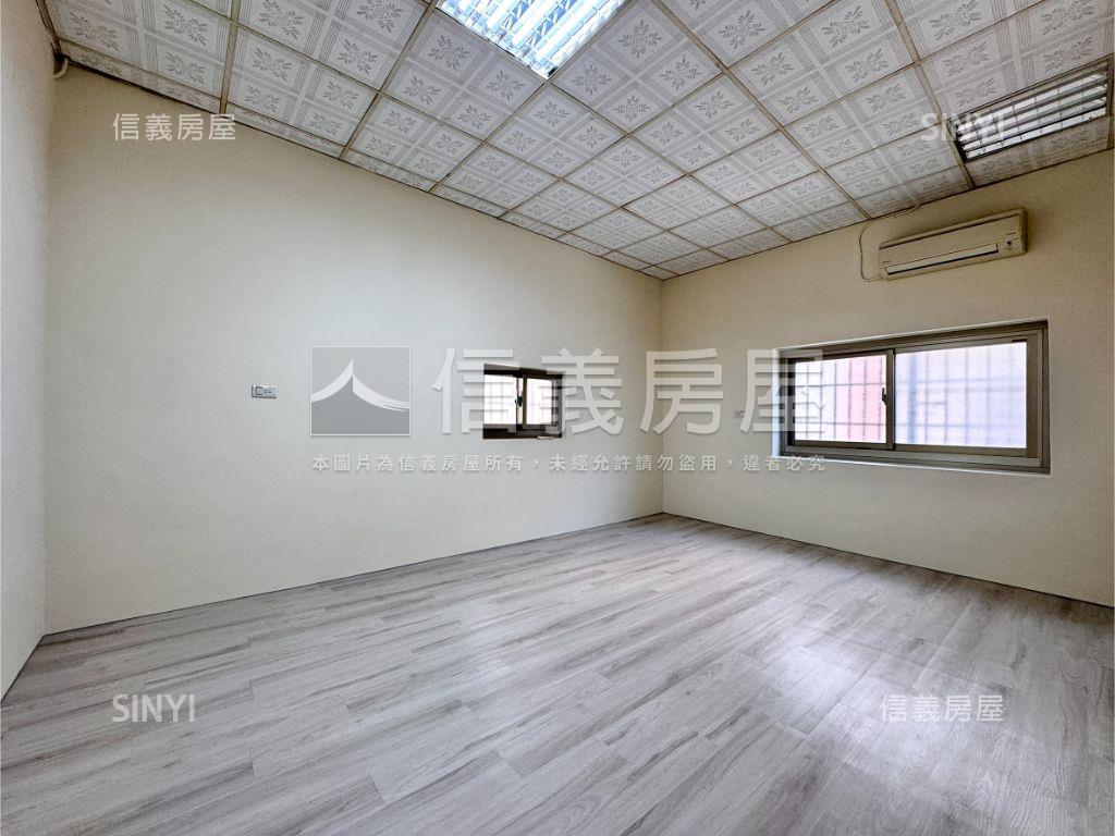 左營翻新美透天房屋室內格局與周邊環境
