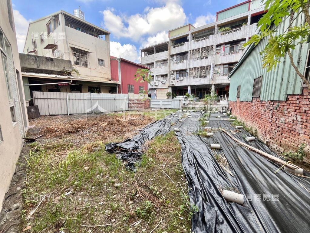 超派＊邊間土地８０坪透天房屋室內格局與周邊環境