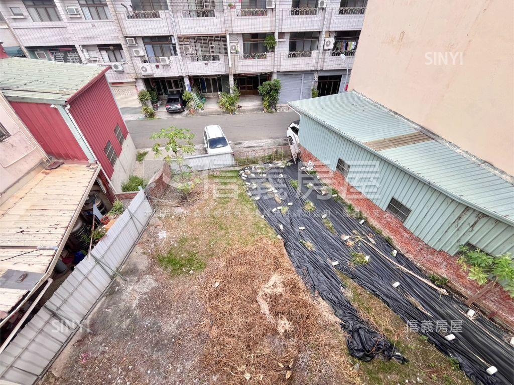 超派＊邊間土地８０坪透天房屋室內格局與周邊環境