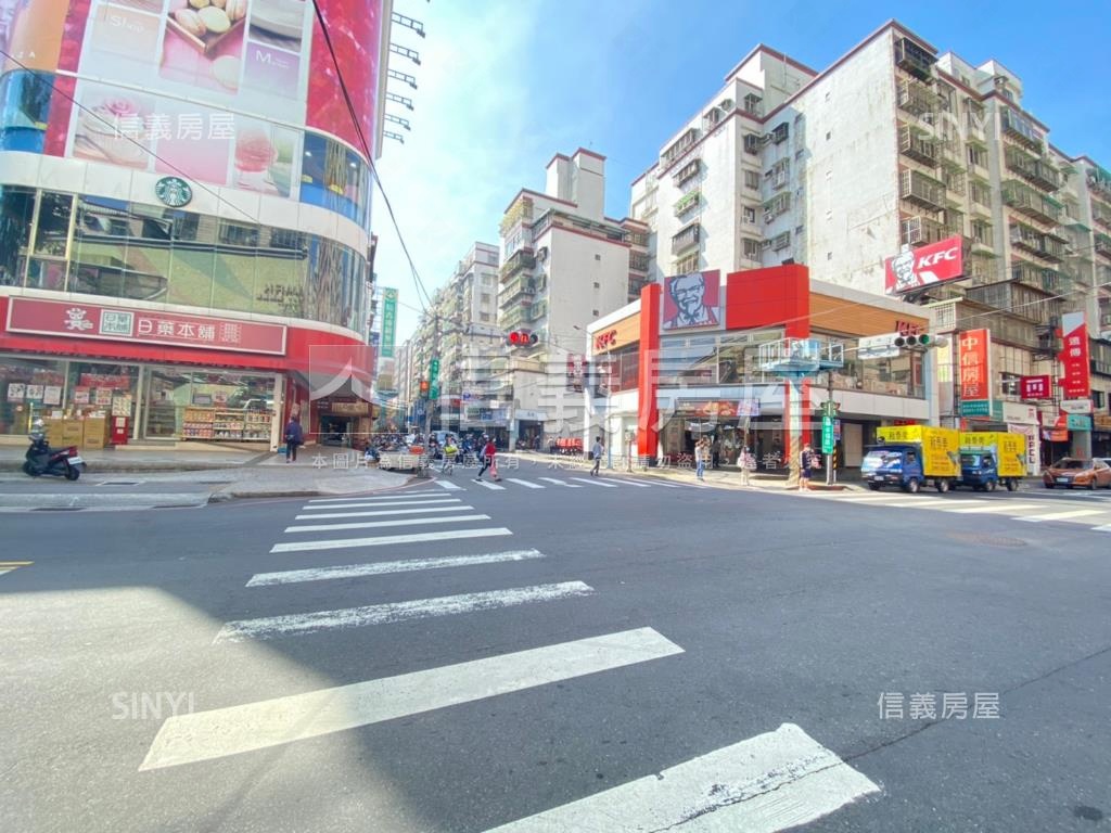 彩虹四樓大器辦公房屋室內格局與周邊環境