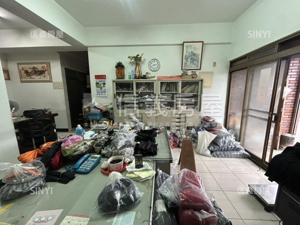 常勝傑座低總價華廈一樓房屋室內格局與周邊環境