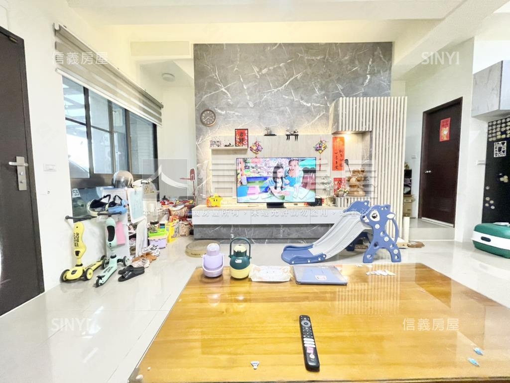 新豐大面寬臨路美透天房屋室內格局與周邊環境