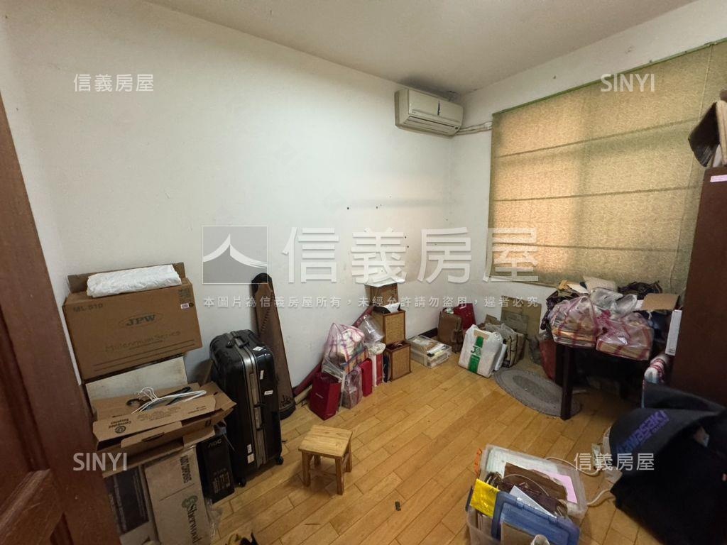 附小龍門黃金三樓房屋室內格局與周邊環境