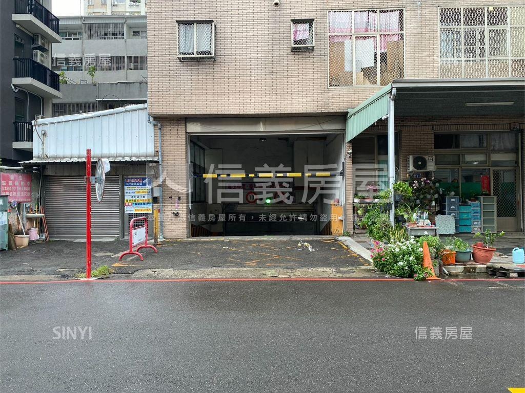 富甲干城３房車位美屋房屋室內格局與周邊環境