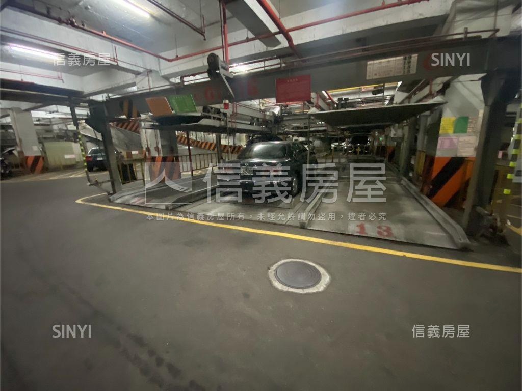 富甲干城３房車位美屋房屋室內格局與周邊環境