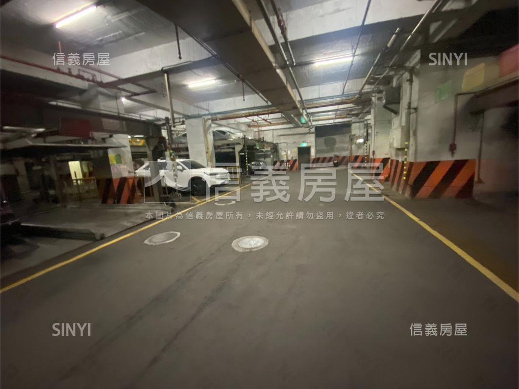 富甲干城３房車位美屋房屋室內格局與周邊環境