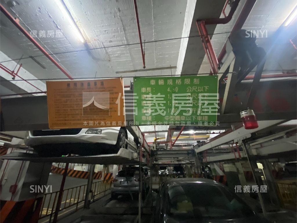 富甲干城３房車位美屋房屋室內格局與周邊環境