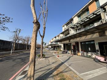 ＬＭ｜正路面傳統透天