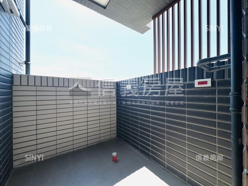 合總君悅２全新１３樓二房房屋室內格局與周邊環境