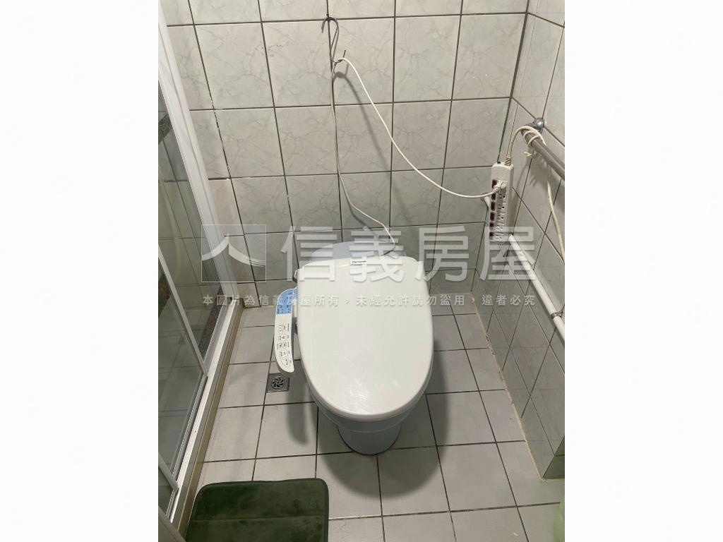 名峰天下綠意珠寶盒房屋室內格局與周邊環境