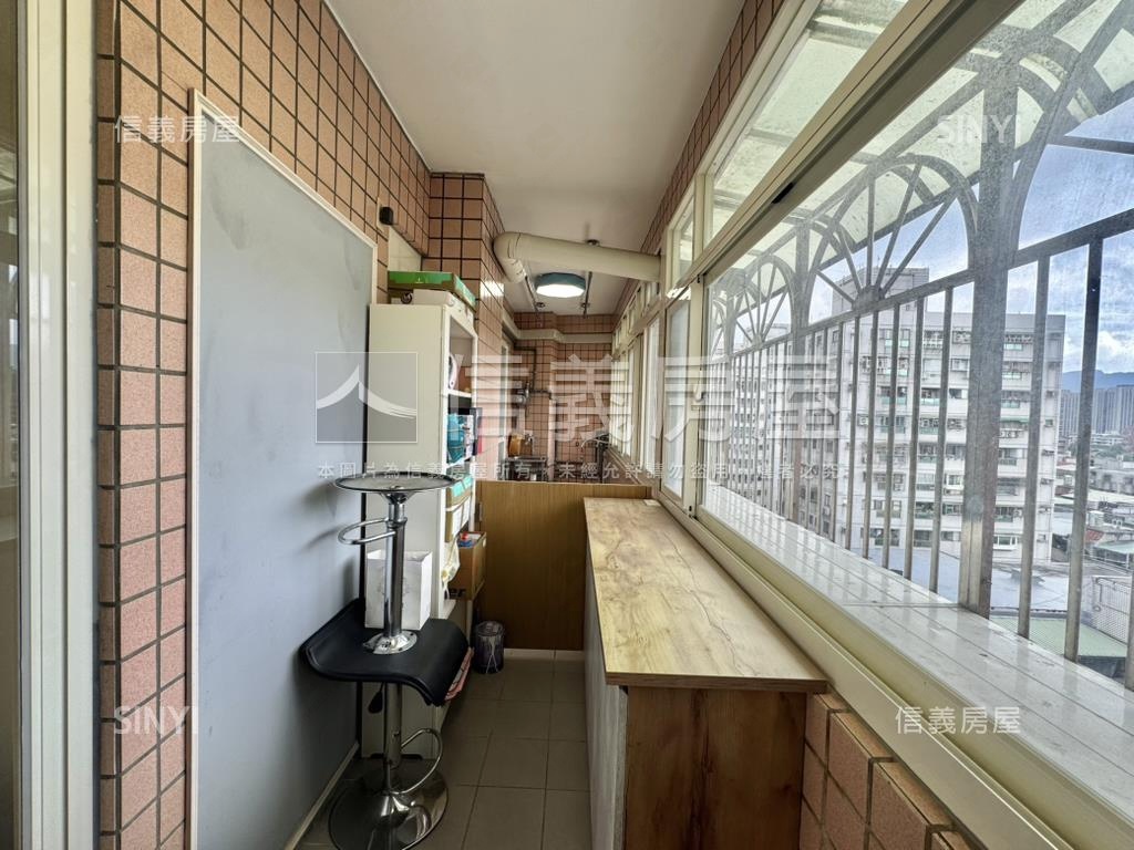 大賺界．捷運海山電梯兩房房屋室內格局與周邊環境