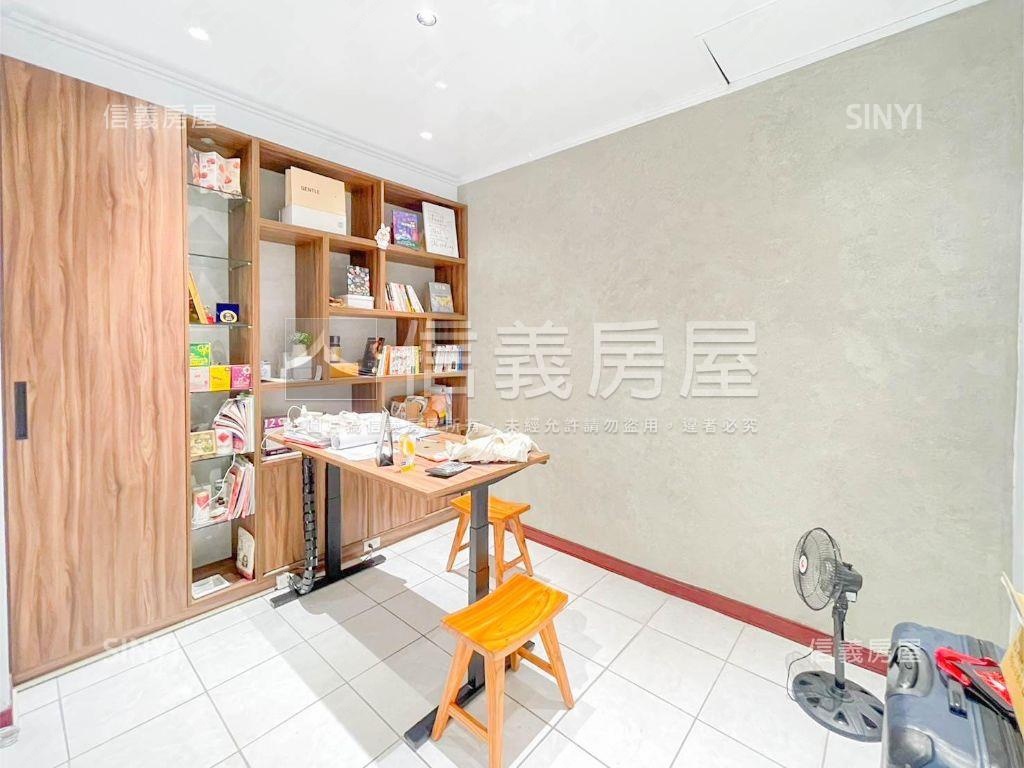 ★京國特區露臺戶★誠售★房屋室內格局與周邊環境