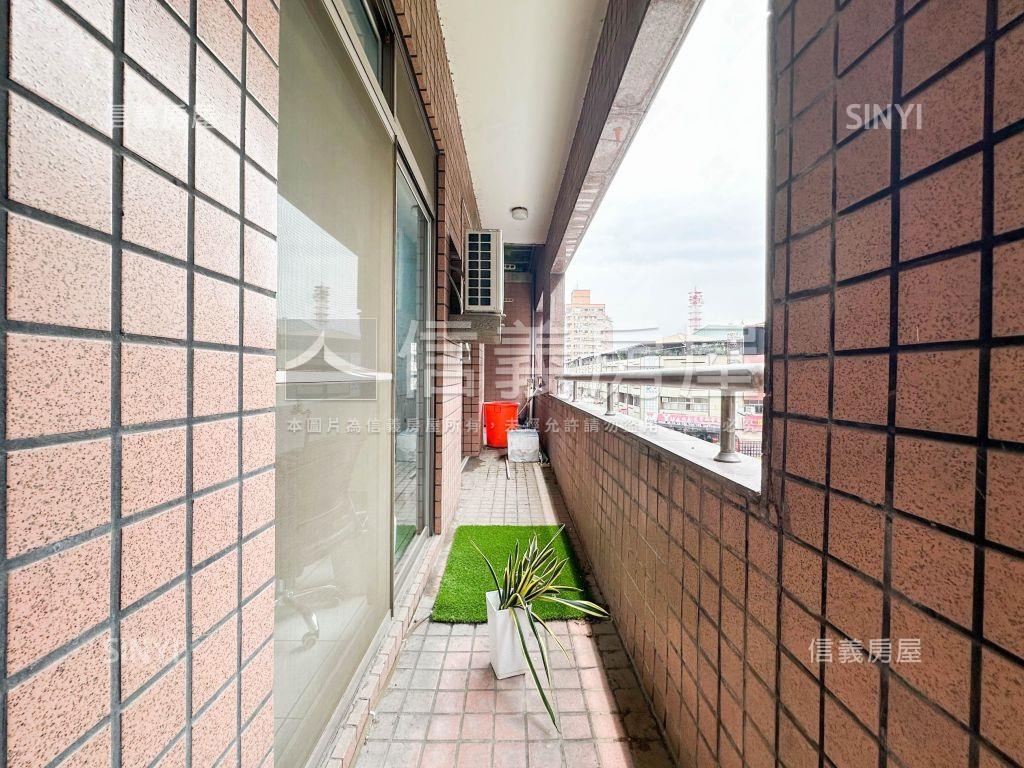 ★京國特區露臺戶★誠售★房屋室內格局與周邊環境