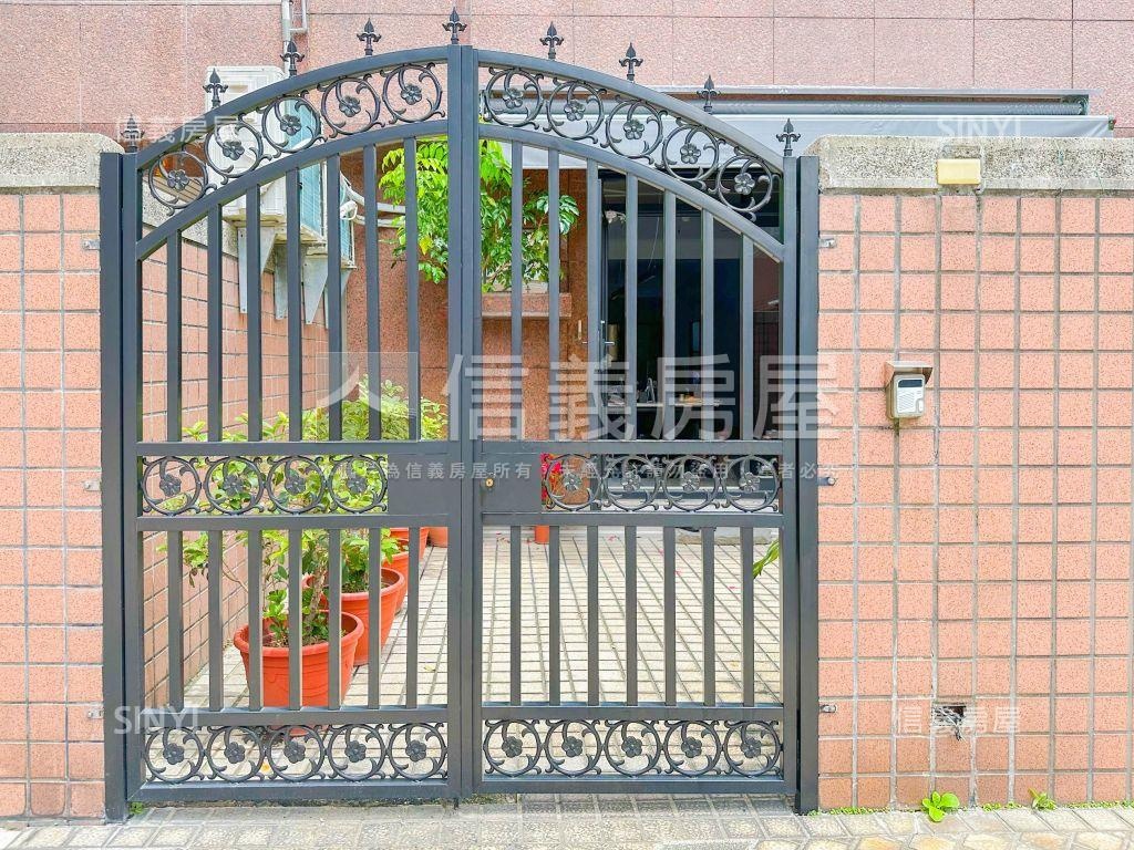 ★京國特區露臺戶★誠售★房屋室內格局與周邊環境