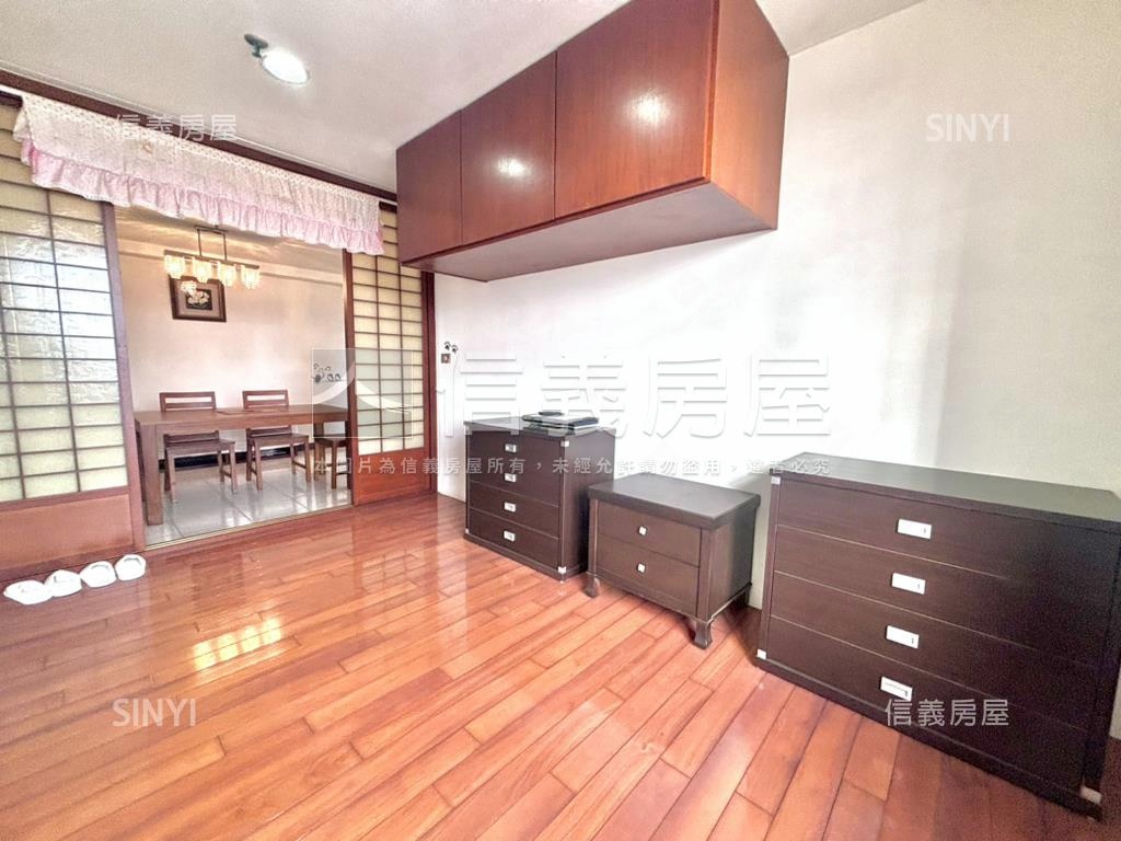 大坪數！視野採光三房房屋室內格局與周邊環境