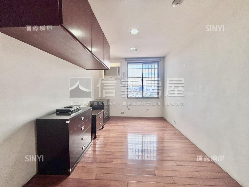 大坪數！視野採光三房房屋室內格局與周邊環境