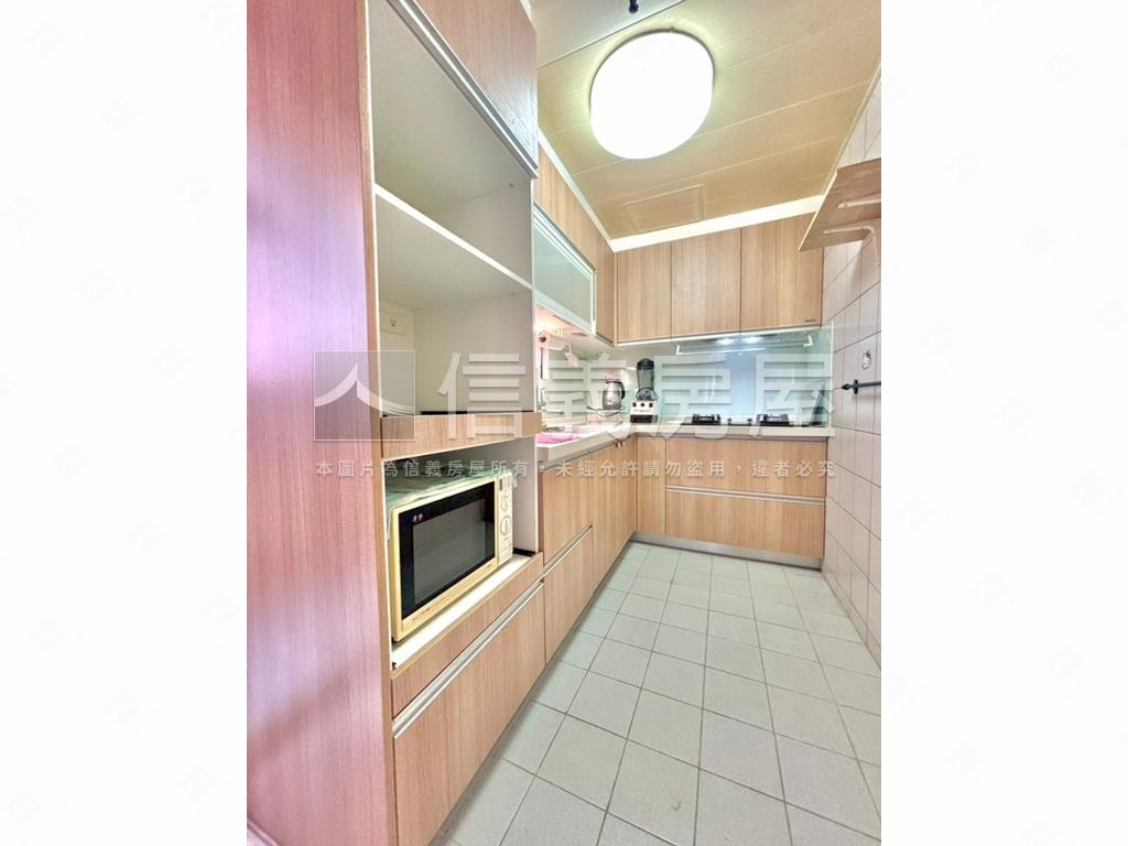 大坪數！視野採光三房房屋室內格局與周邊環境