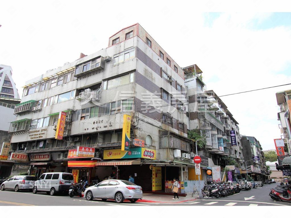 天祥路捷運黃金店面房屋室內格局與周邊環境