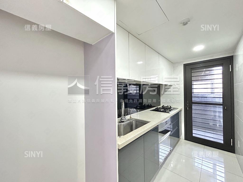 勝美樂富三房先看這間房屋室內格局與周邊環境