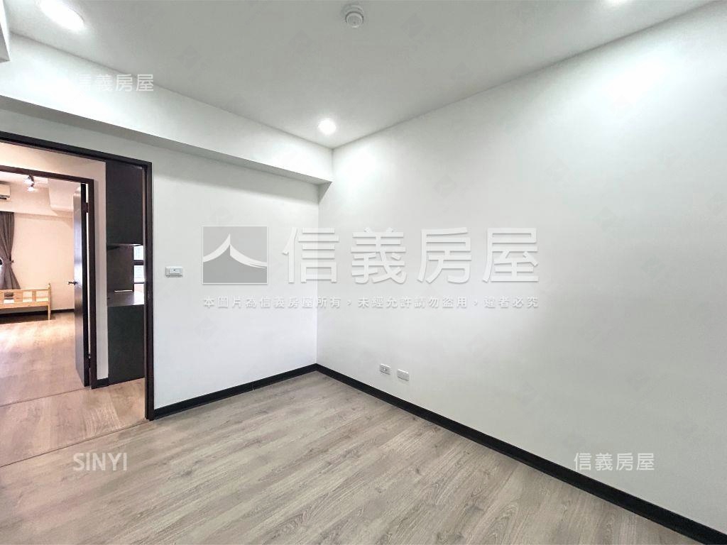 勝美樂富三房先看這間房屋室內格局與周邊環境