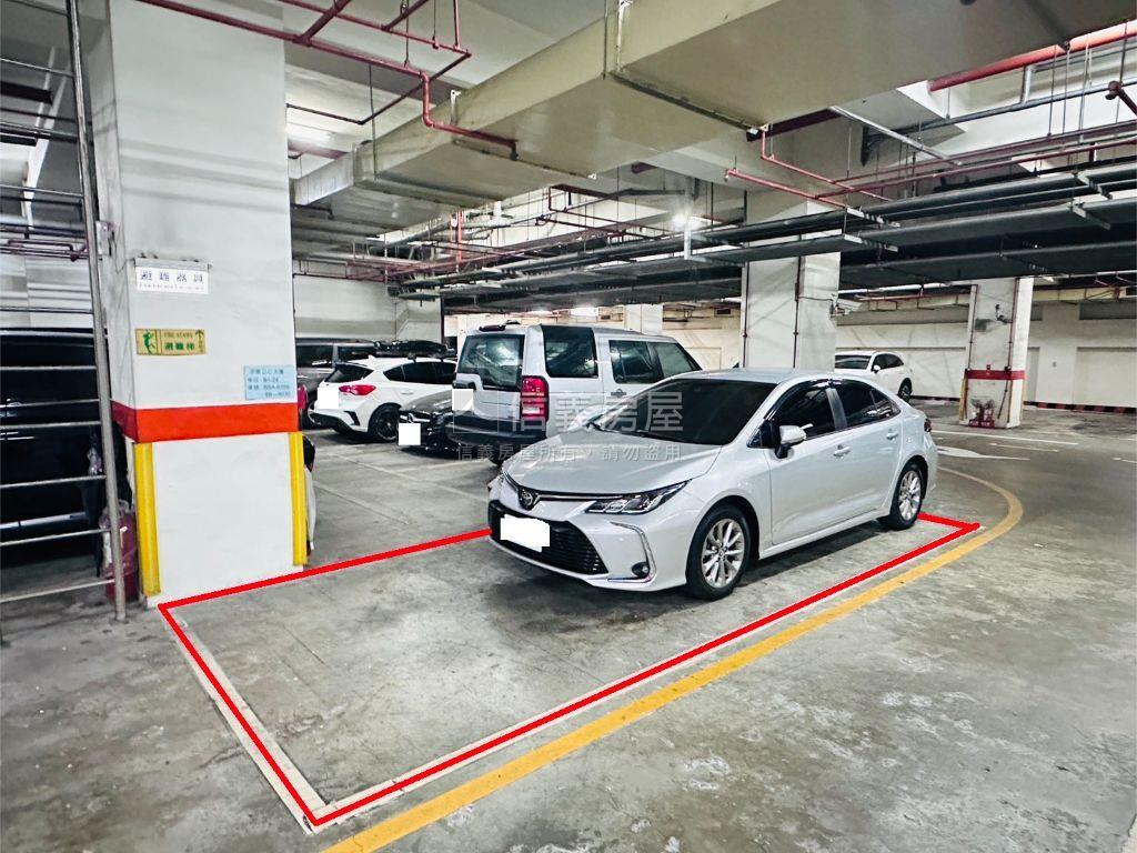 南京復興華航旁坡平車位房屋室內格局與周邊環境