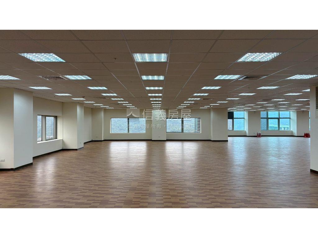 Ｕ－ＴＯＷＮ邊間戶Ａ房屋室內格局與周邊環境