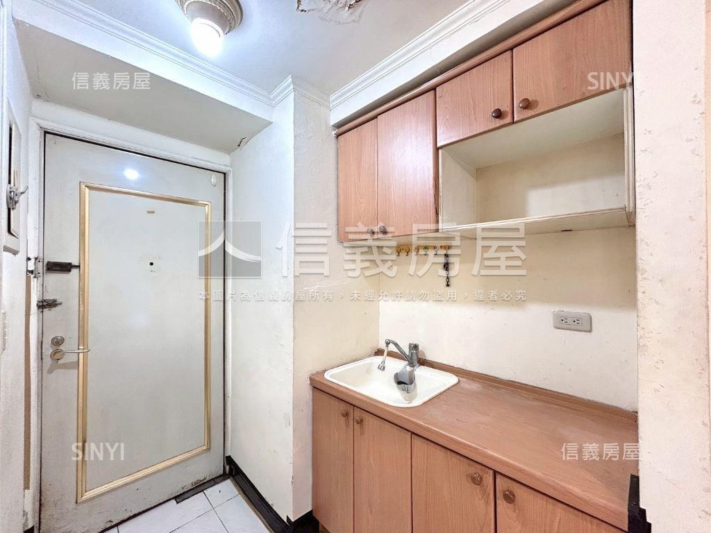 西區大地球空屋●歡迎預約房屋室內格局與周邊環境