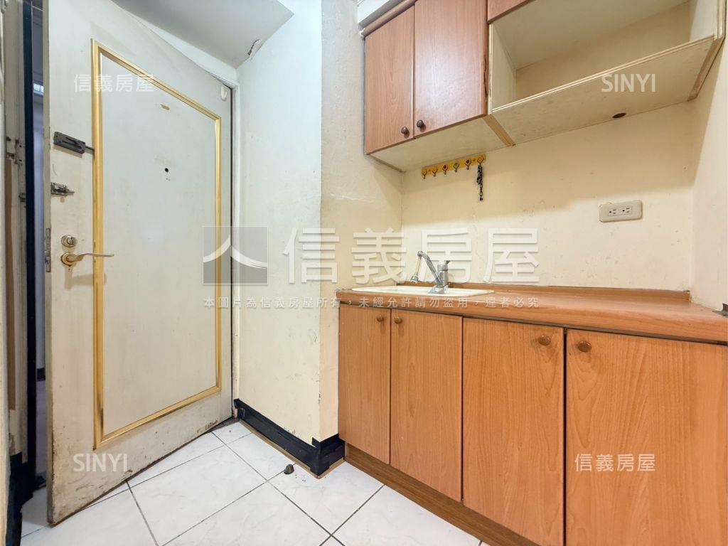 西區大地球空屋●歡迎預約房屋室內格局與周邊環境