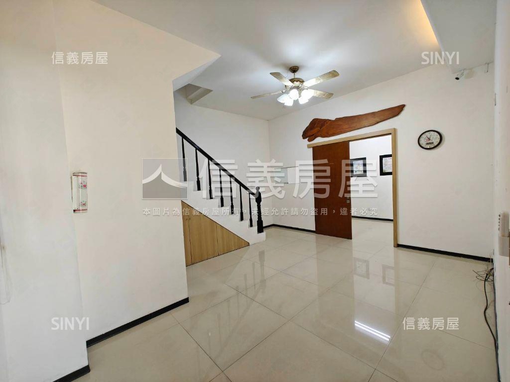 十期大面寬樓店房屋室內格局與周邊環境