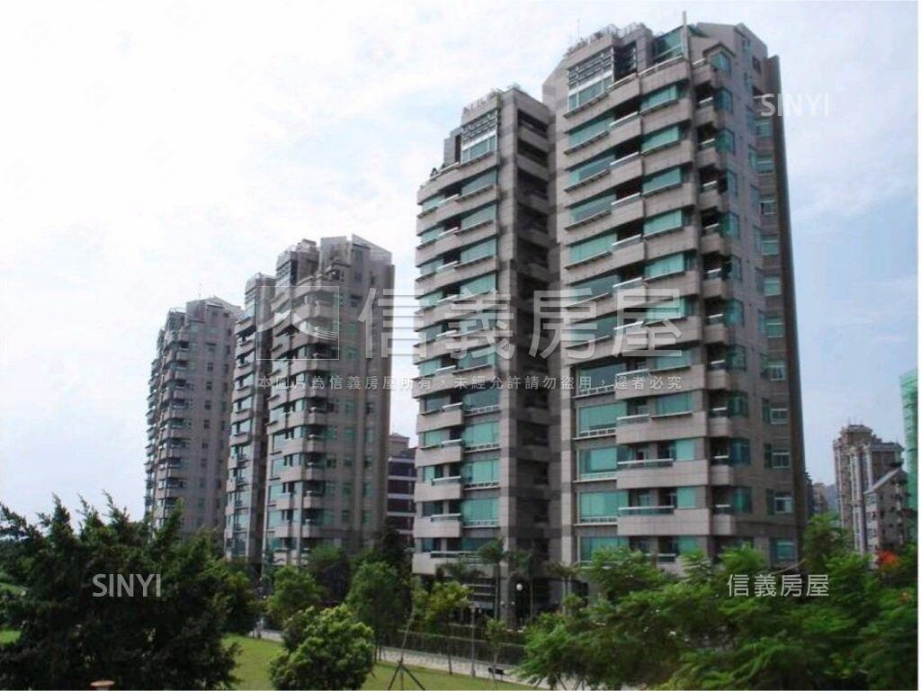 宏盛帝景之綠意盎然房屋室內格局與周邊環境