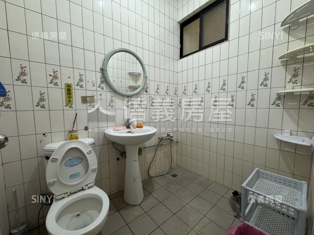 靜心湖龍山科園透天房屋室內格局與周邊環境