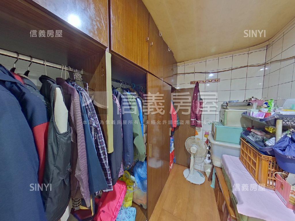 西藏路免爬高公寓２樓房屋室內格局與周邊環境