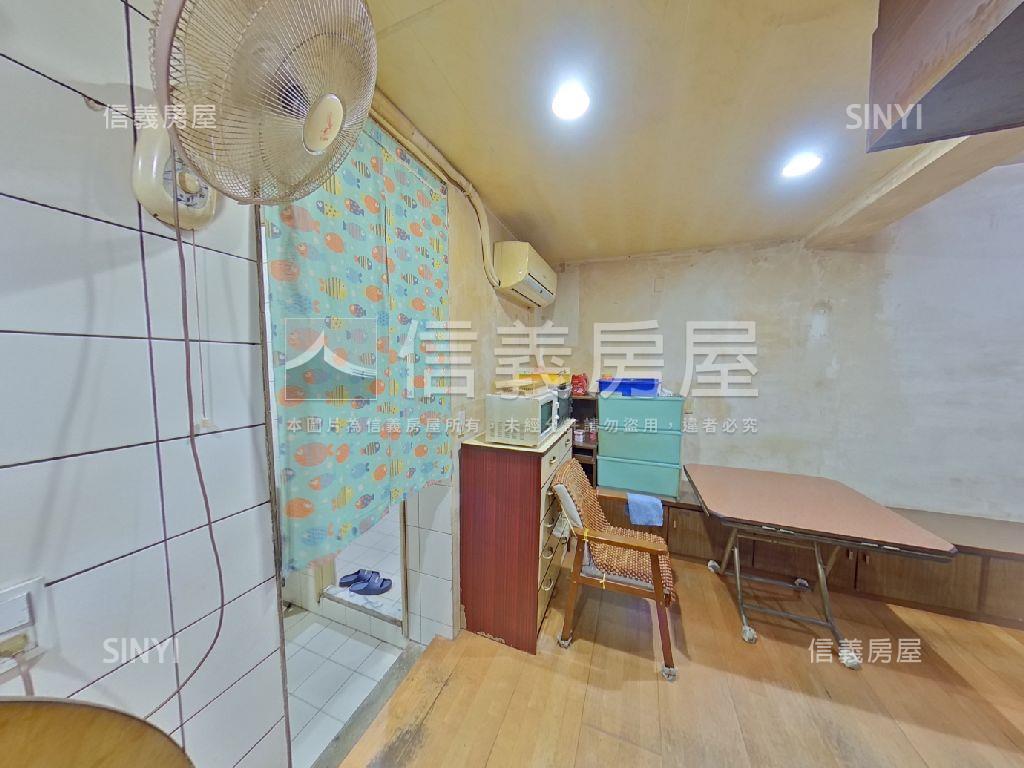 西藏路免爬高公寓２樓房屋室內格局與周邊環境
