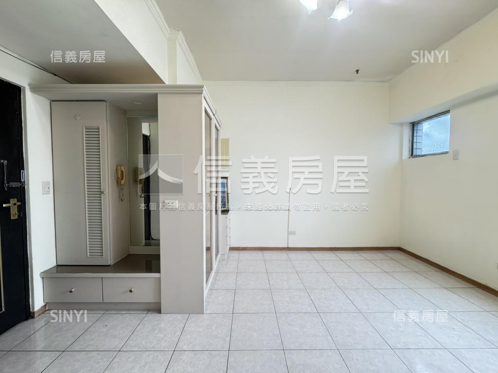 愛河畔皇家之戀景觀美宅房屋室內格局與周邊環境