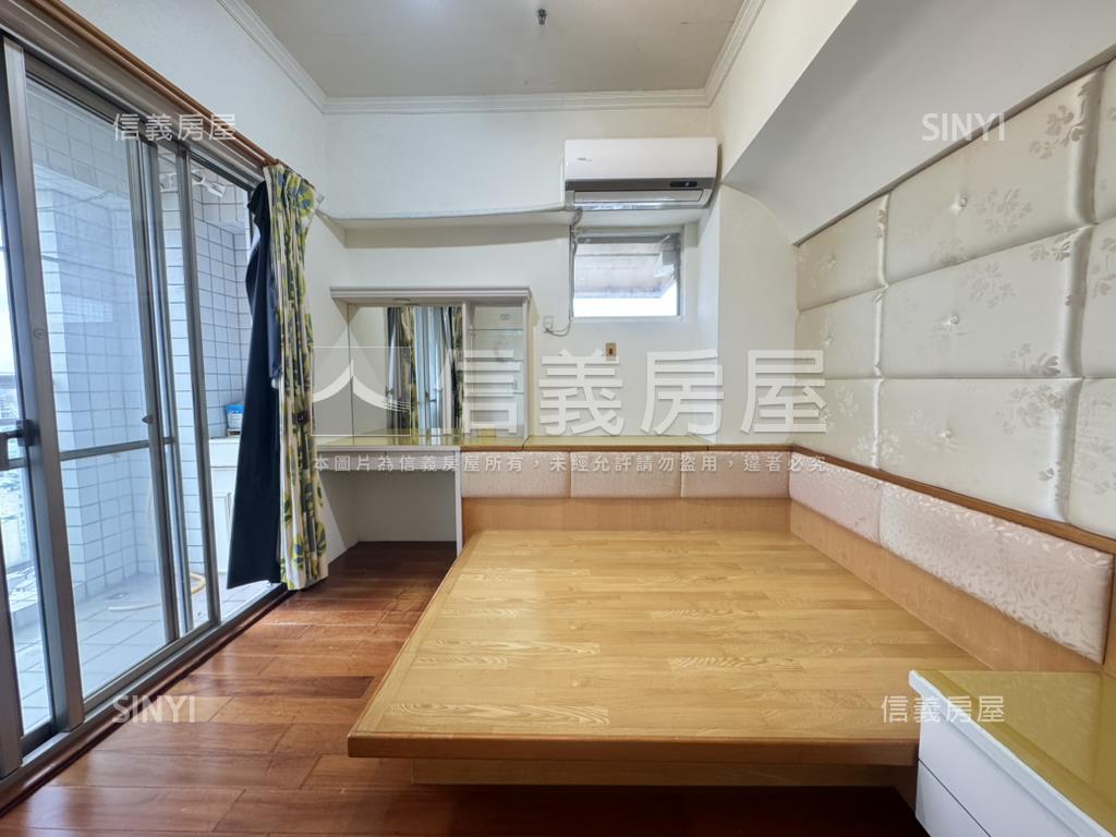 愛河畔皇家之戀景觀美宅房屋室內格局與周邊環境