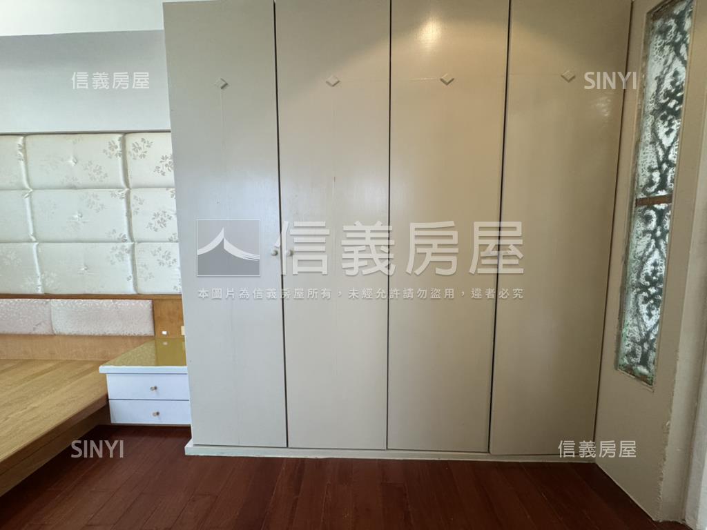 愛河畔皇家之戀景觀美宅房屋室內格局與周邊環境