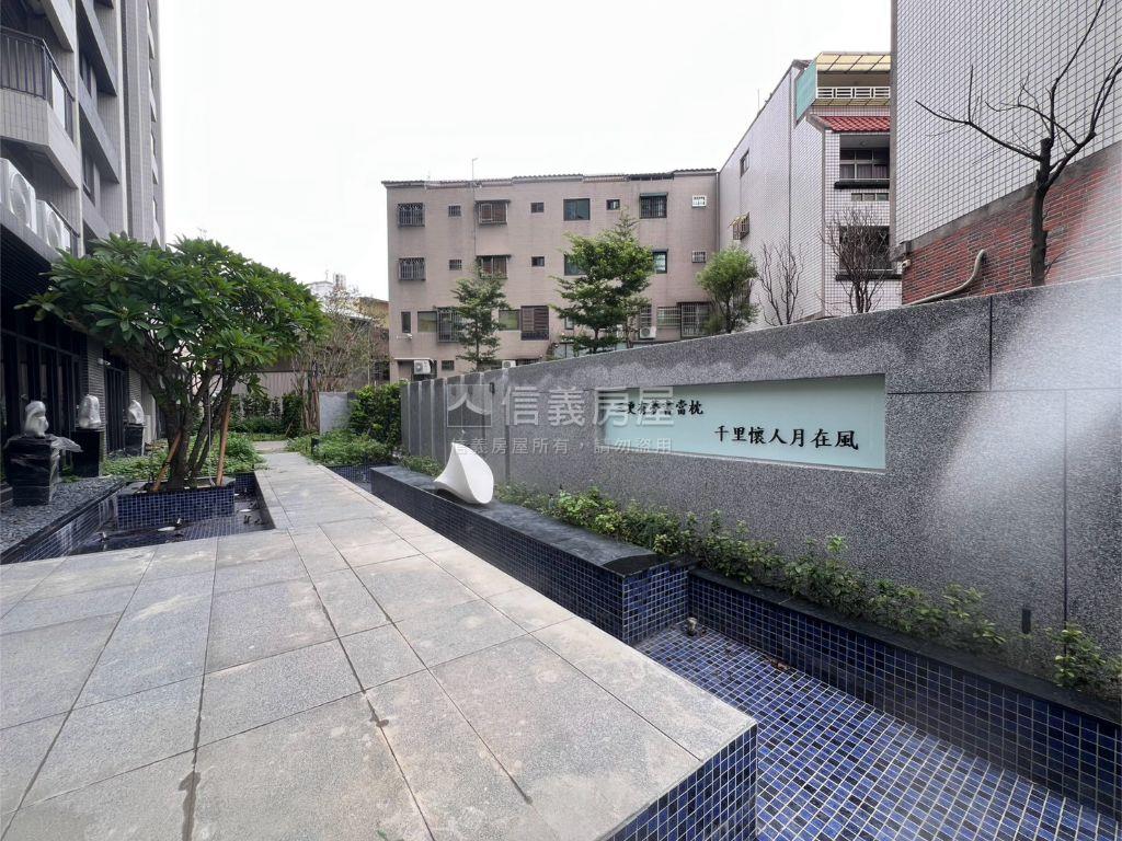 急售！合新城峰兩房附車位房屋室內格局與周邊環境