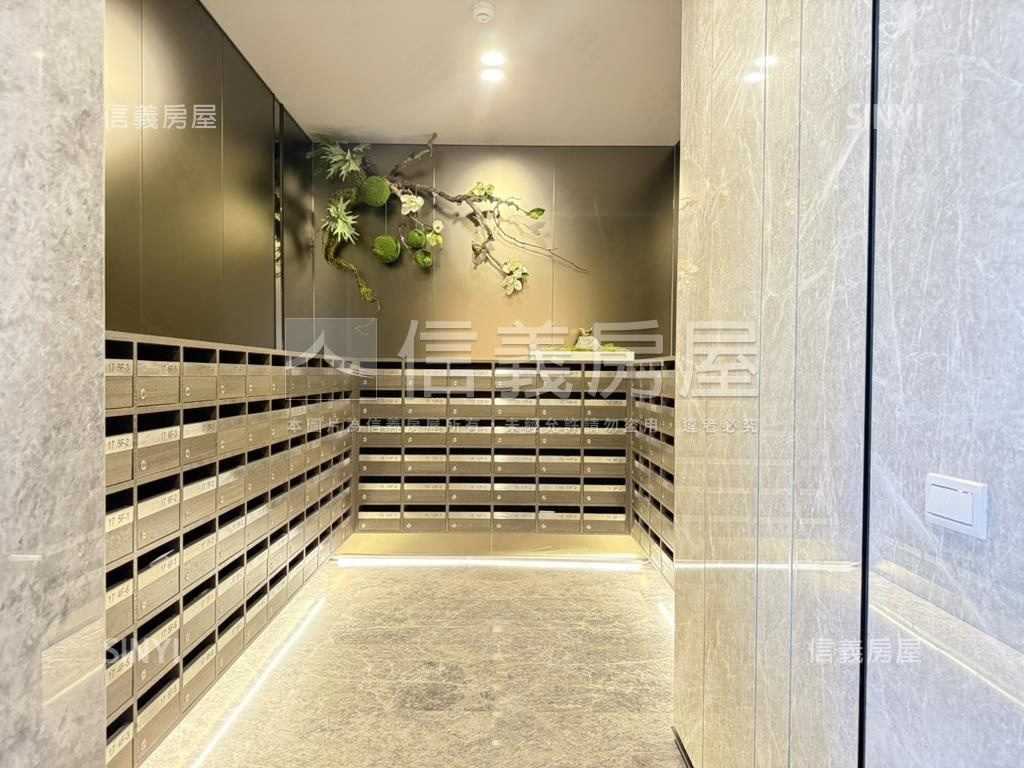 五甲聯上ＭＥ悅景觀屋車位房屋室內格局與周邊環境