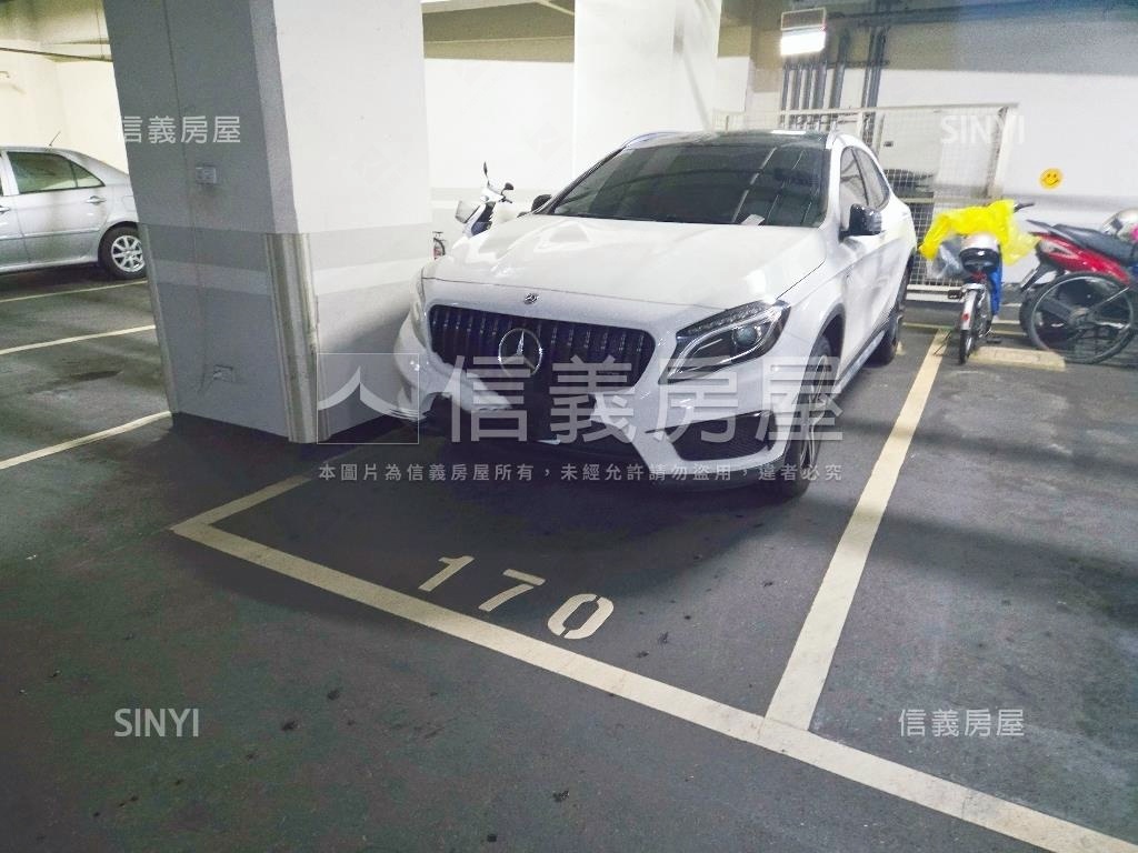竹城～低總價三房平面車位房屋室內格局與周邊環境