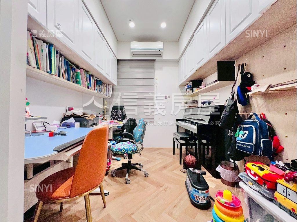 ★金璽雙車位雙捷運溫泉宅房屋室內格局與周邊環境