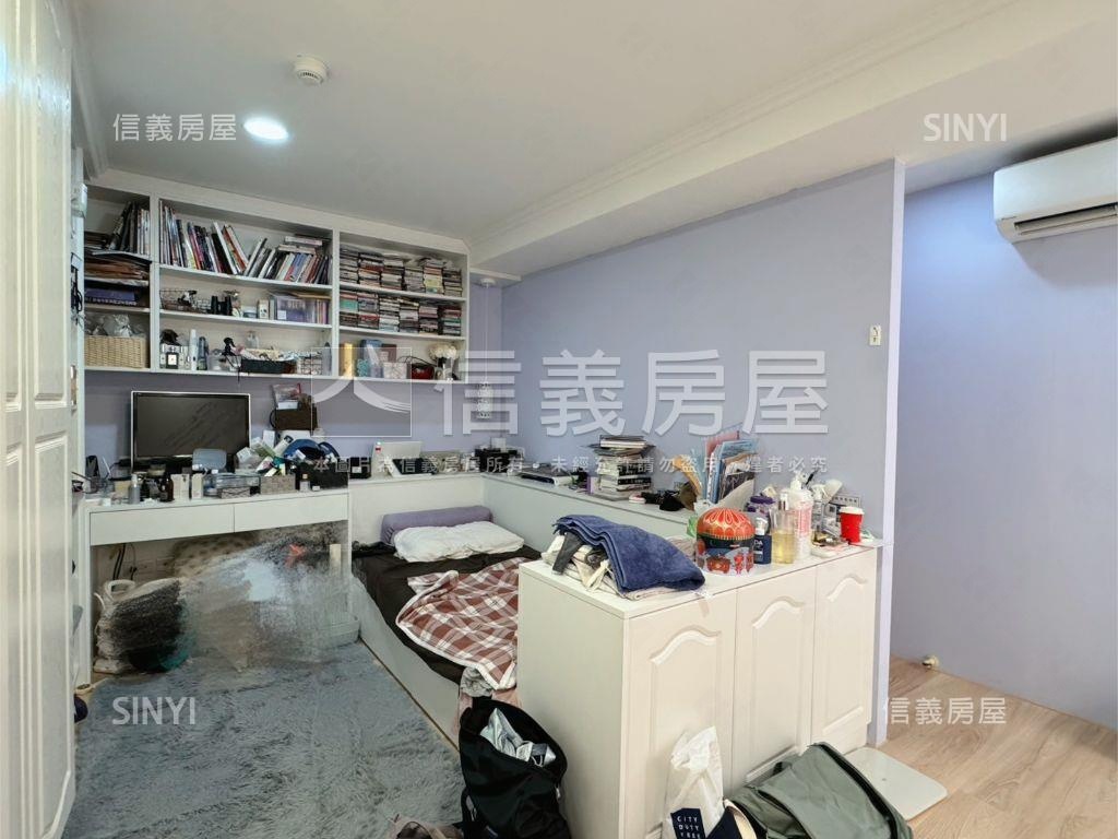 一卡皮箱美妝景觀房房屋室內格局與周邊環境