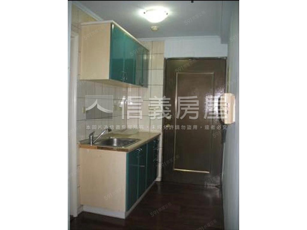 高樓層景觀套房房屋室內格局與周邊環境